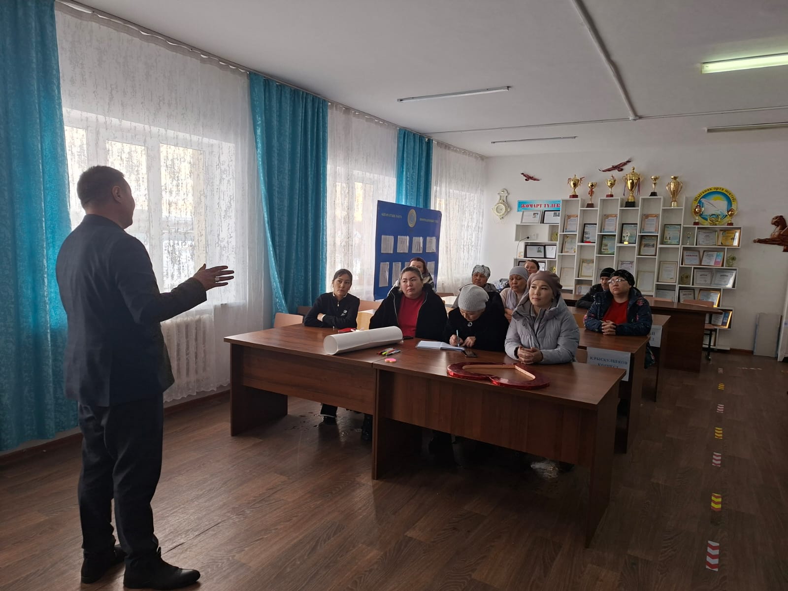 «Отбасының бала тәрбиесіндегі рөлі және оқушы қауіпсіздігі».
